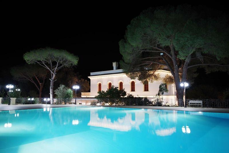 Le Scuderie Di Villa Ravenna Sannicola Ngoại thất bức ảnh