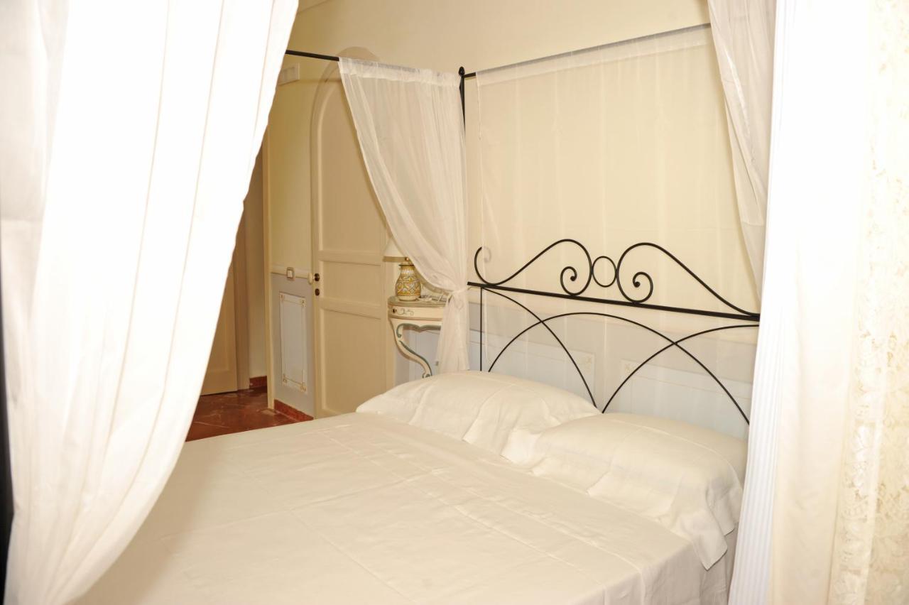 Le Scuderie Di Villa Ravenna Sannicola Ngoại thất bức ảnh