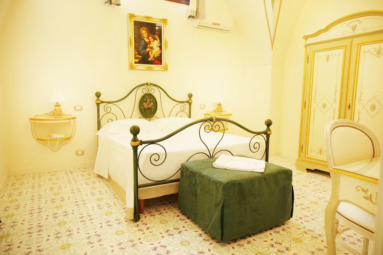 Le Scuderie Di Villa Ravenna Sannicola Ngoại thất bức ảnh
